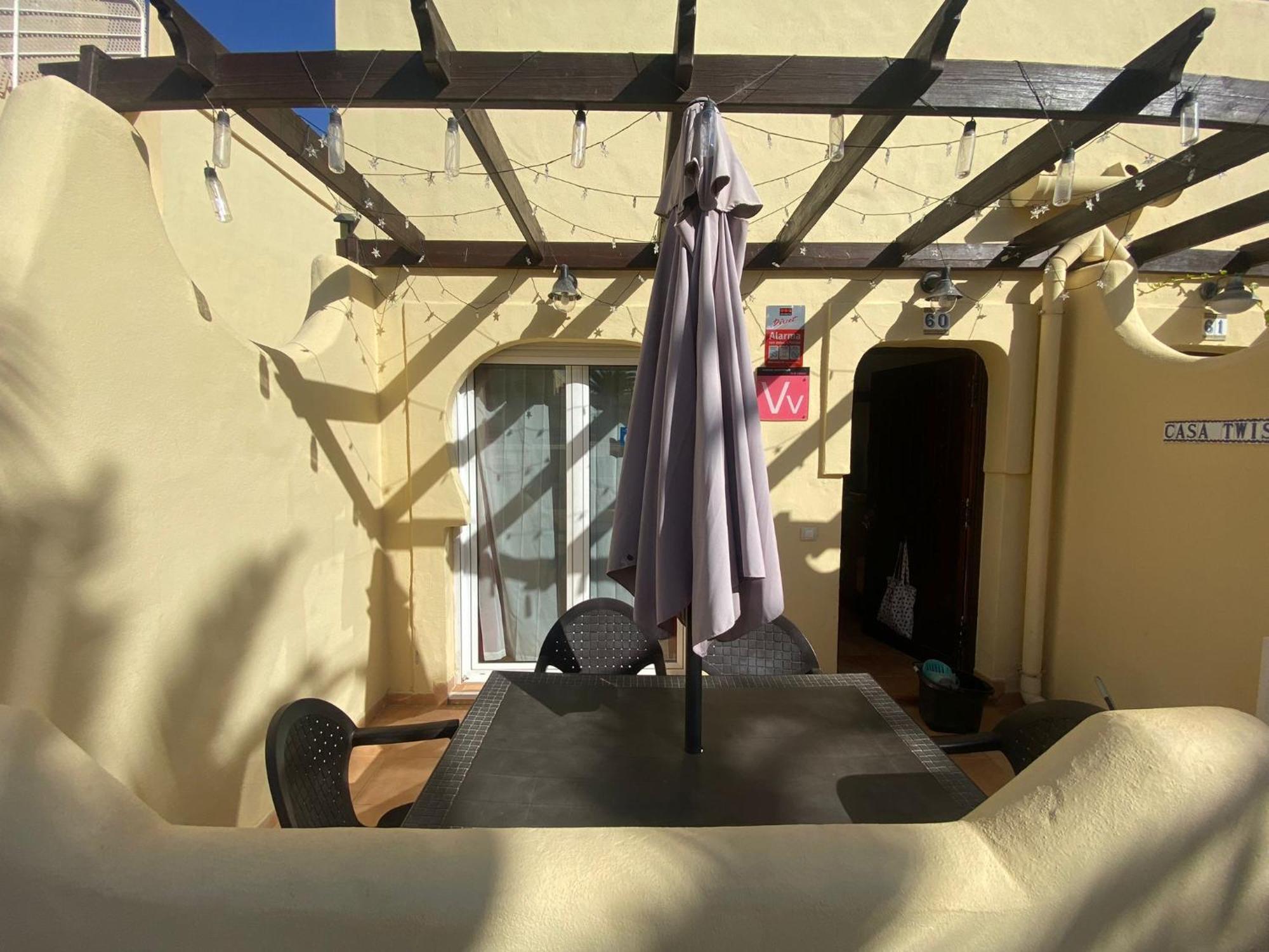 60 El Sultan, 20 Pedroy Guy Vandaele Corralejo Esterno foto